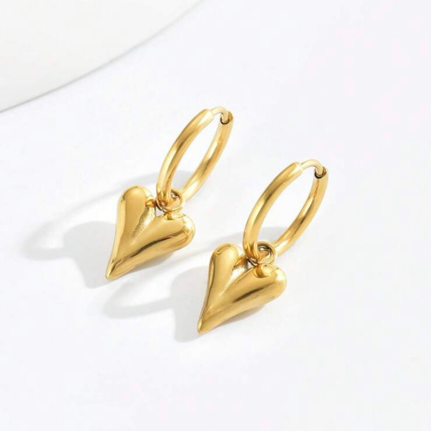Ilhaam Heart Earrings