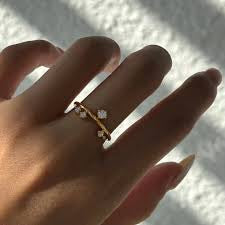 Chandre’ Zircon Ring