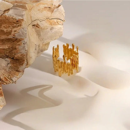 Zandi Geometric Ring