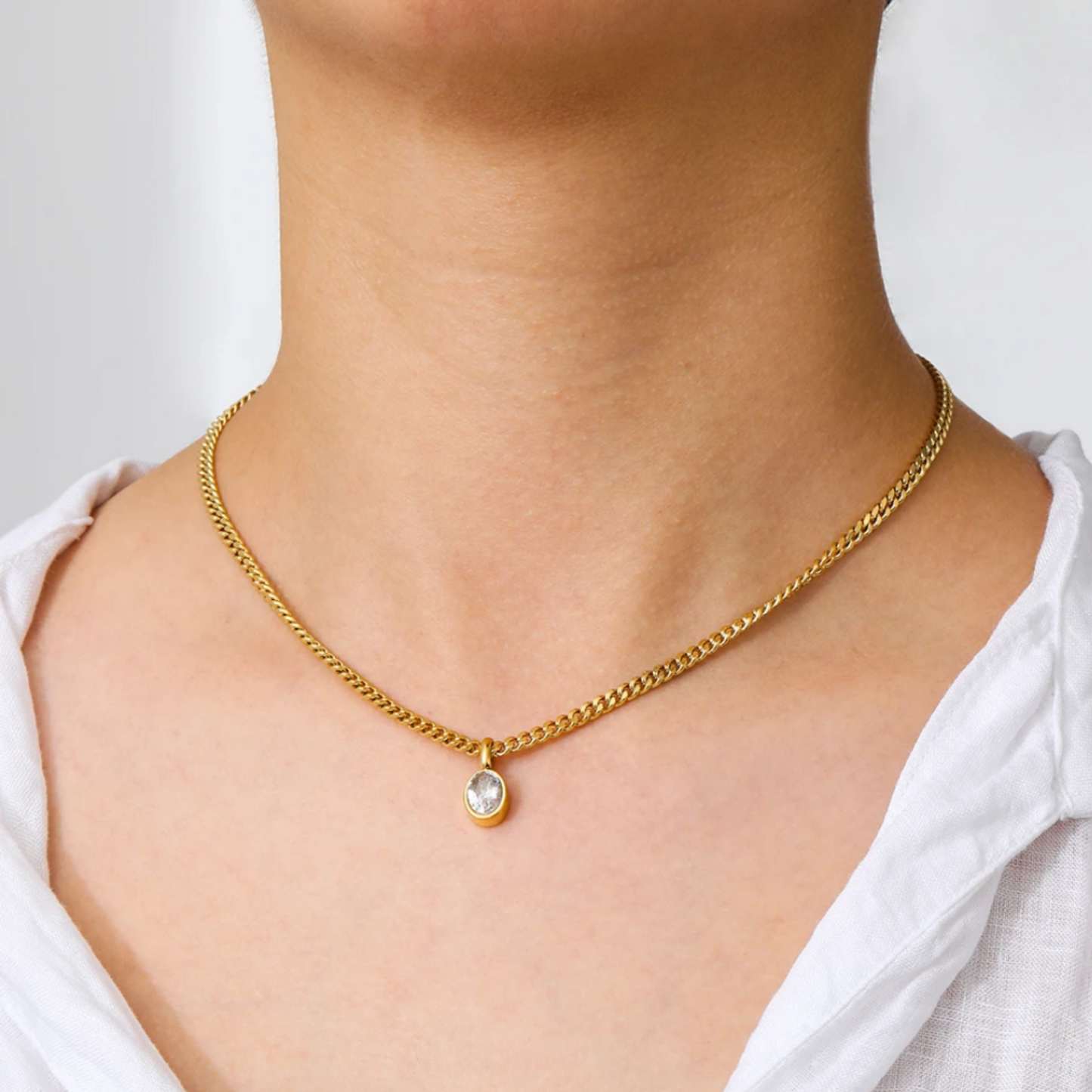 Akhile Pendant Necklace