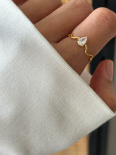 Khyrie Wave Ring
